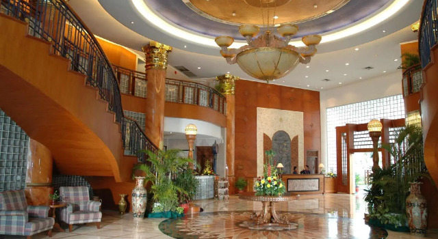 Puri Darmo Serviced Residences, Book Hotel Hoteller i Kupang med pool, Swimmingpool
