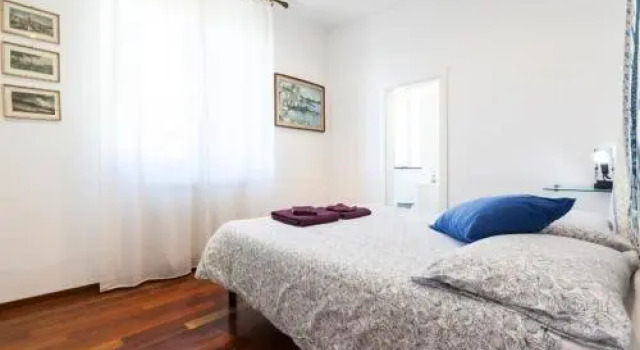 Sunflower Apartment with private terrace parking and lift