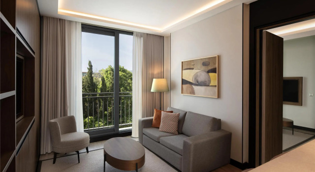 Люкс Altunizade Suites Istanbul, Curio Collection By Hilton
