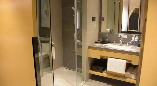Двухместный номер Superior Novotel Haikou Xinbudao