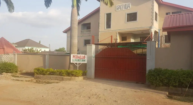 Pedallo Luxury Inn Ltd