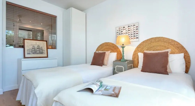 Elegant Duplex House - Aloha Golf