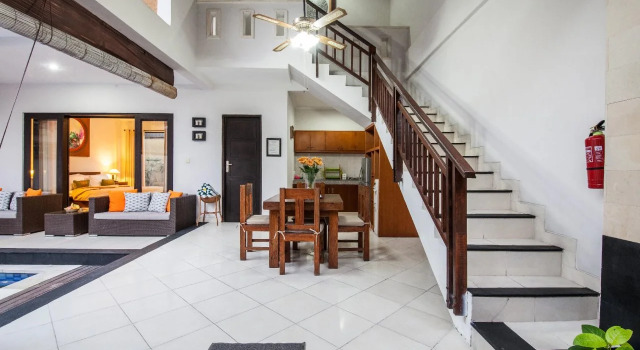 Surya Mas Villa, Rezervovat Vila Hotely v Badung se snídaní, Snídaně