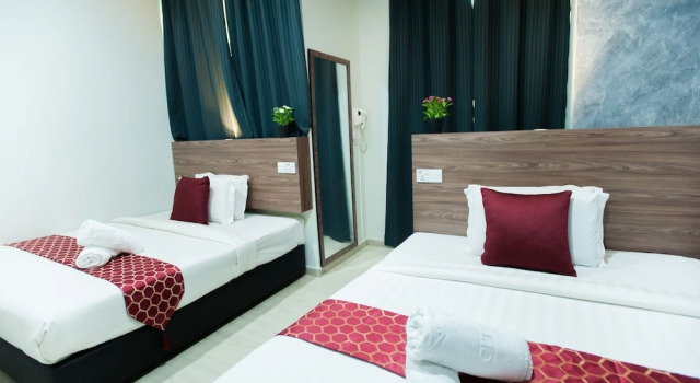 Семейный номер Standard DJ Citi Point Hotel