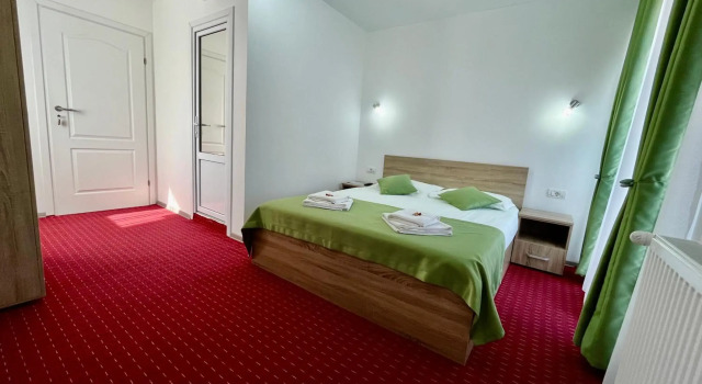 Mileas Guesthouse, Забронировать Отель Бран Брашов