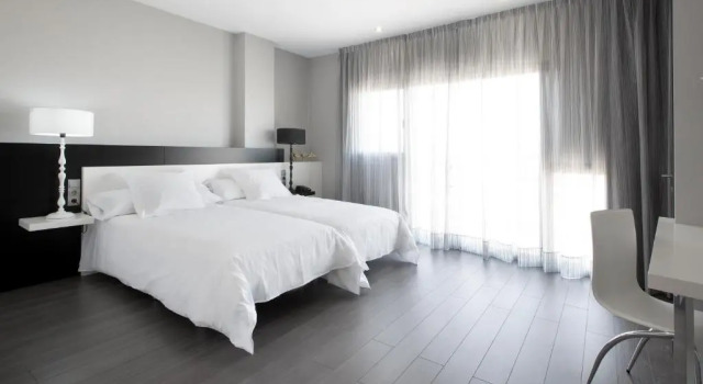 Трёхместный номер Standard Hotel MasMonzon