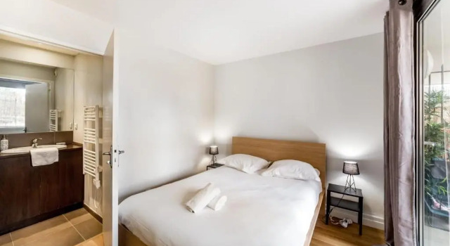 Bright at Gratte-Ciel with terrace and parking, Забронировать Апартаменты/квартира Вийёрбан Rhône