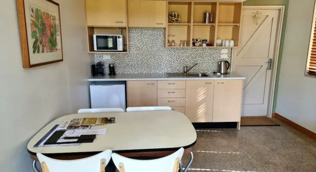Коттедж Comfort Elfin Hill Vineyard Accommodation