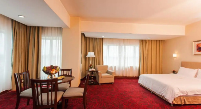 Люкс Executive с видом на город Dhaka Regency Hotel & Resort