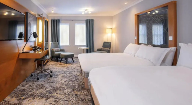 Семейный номер Deluxe Chesford Grange Hotel