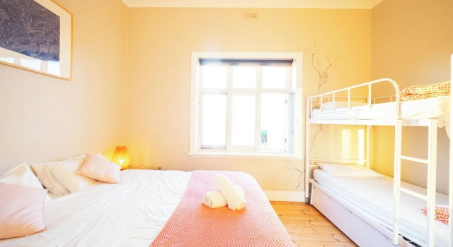 Номер Standard с балконом и с видом на океан YHA Port Elliot Beach House