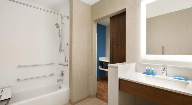 Двухместный номер Standard Holiday Inn Express & Suites-Cincinnati South - Wilder by IHG