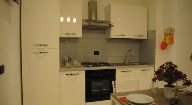 Florence Concierge - Faenza Apartment, Забронировать Апартаменты/квартира Отели Флоренции с парковкой, рядом с Базилика Санта-Кроче, Парковка