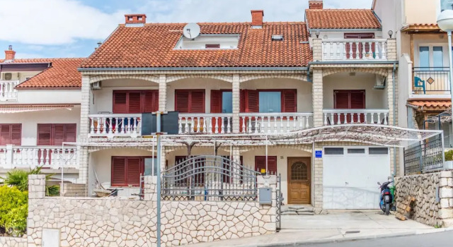 Apartments Baretić