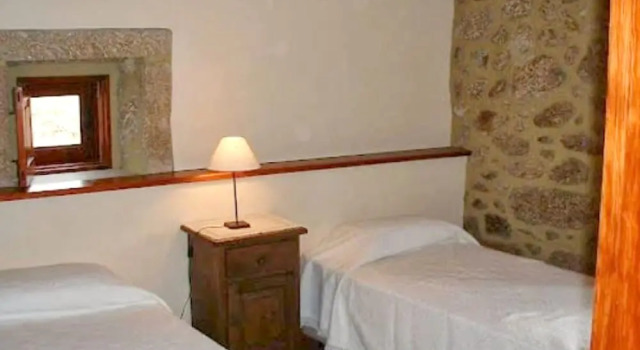 House With 2 Bedrooms in Gouveia, With Wonderful Mountain View and Ter, Забронировать Дом для отпуска Говея Beira Interior Norte