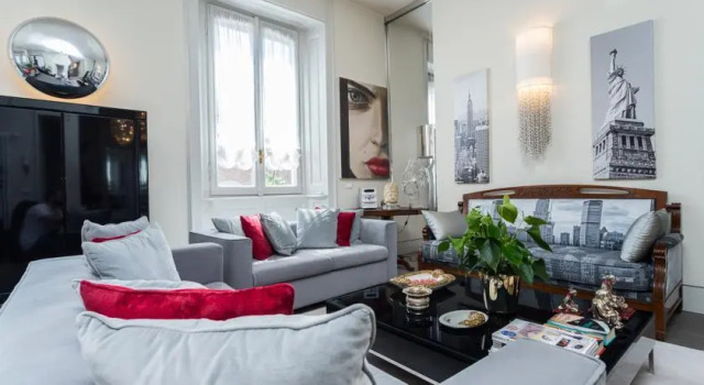 Triplex Lux Ennio, Book Apartment Milan Lombardy