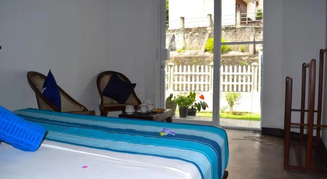 La Colina Kandy, Забронировать Отель Канди 