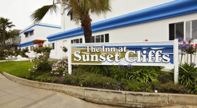 The Inn at Sunset Cliffs, Забронировать Отель Point Loma Сан-Диего