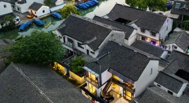Encounters Huayu Lane Homestay (Zhouzhuang Ancient Town Scenic Area Store), Забронировать Отель Сучжоу Китай