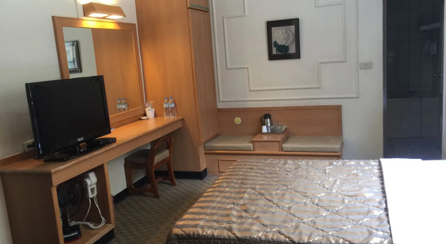 YesHotel