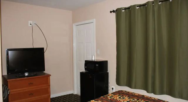 Номер Classic Driftwood Inn