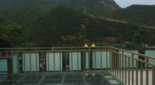 Floral Lux Hotel· Xiao's Art Residence, Beijing, Rezerwuj Apartament Erdaoguan 