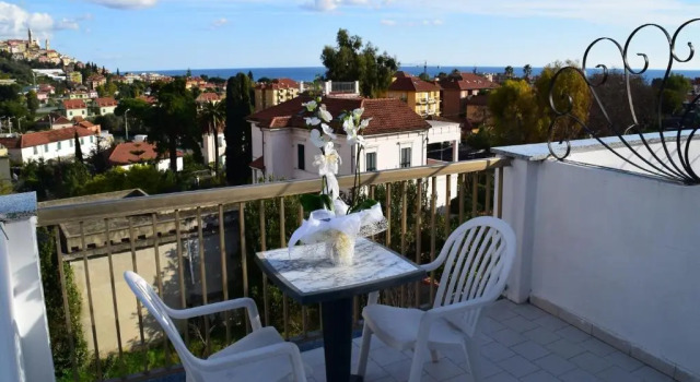 Четырёхместный номер Standard с видом на море Hotel Bellavista