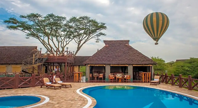 Lake Ndutu Luxury Tented Lodge
