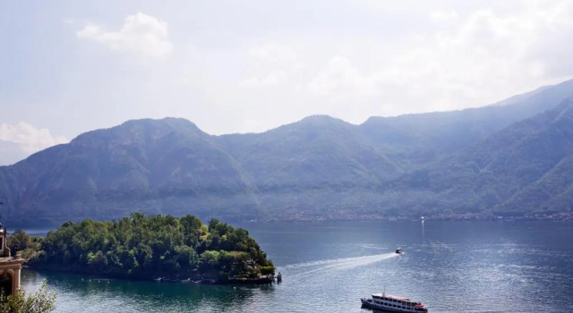 Sala Comacina Apartment No 1 (Sleeps 10), Book Apartment Hotels in Como with a Pool, Swimming Pool