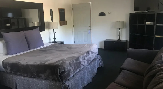 Четырёхместный номер Standard Paradice Motel