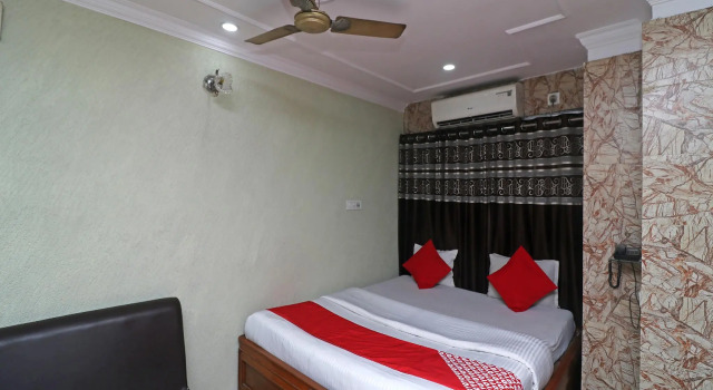 OYO Flagship 16209 Hotel Ambar Palace