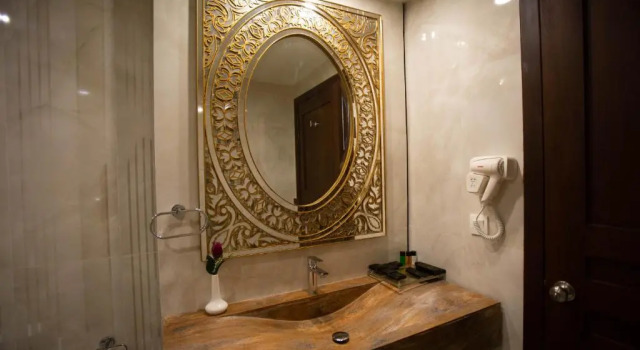 Люкс Nine Tree Luxury Hotel & Suites