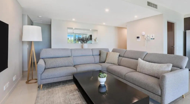 Люкс Deluxe c 1 комнатой с видом на море Element on Coolum Beachfront Sunshine Coast