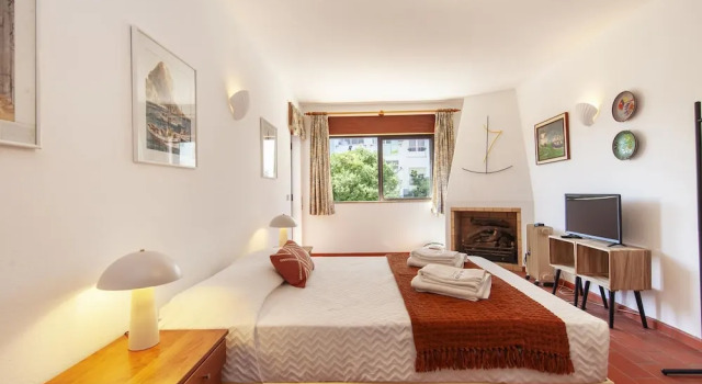 N 02 - Bedroom 2 in Amaro Sight Guesthouse, Varaa Hotelli Lagos Albufeira