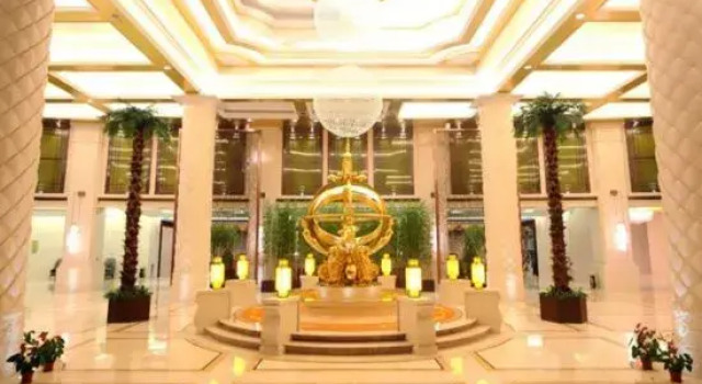 Rugao Grafit International Hotel (Yechen Commercial Plaza), Prenota Hotel Hotel a Nantong con piscina, Piscina