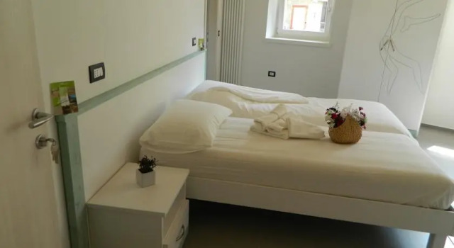 B&B Le Falesie, Забронировать Отель «постель и завтрак» Отели в центре Дро, в центре