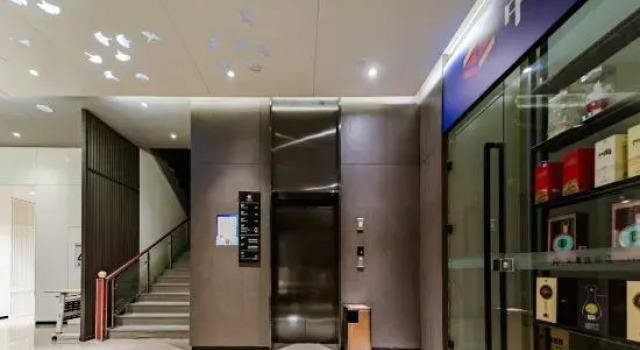 Forest Hotel, Rezervovat Hotel Čeng-čou Henan