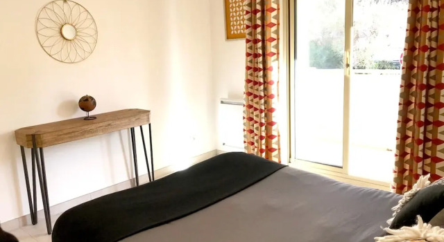 Apartment with One Bedroom in Antibes, with Wonderful City View, Furnished Terrace And Wifi - 550 M From the Beach, Забронировать Апартаменты/квартира Апартаменты Антиб, рядом с Antibes Archaeology Museum, Апартаменты/квартира