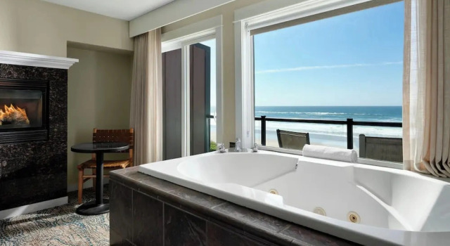 Номер Standard Starfish Manor Oceanfront Hotel