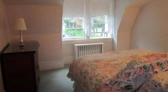 Stone Throw Cottage