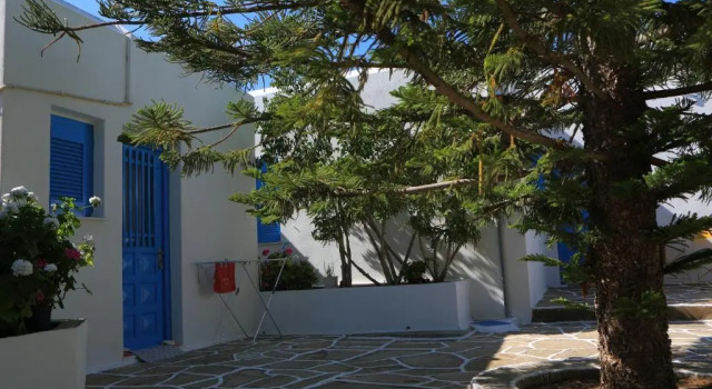 Студия Fragos Apartments
