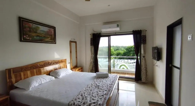 Люкс с видом на горы Hotel Kavijay Sea View