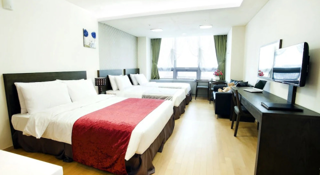 Трёхместный семейный номер Standard Hotel Hu Incheon Airport