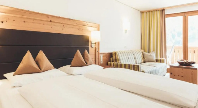 Двухместный номер Deluxe с балконом Hotel Nesslerhof