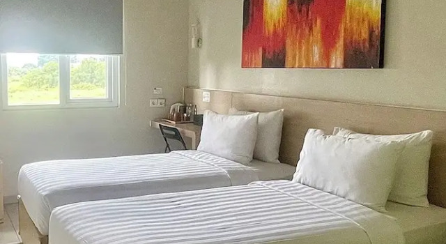 Superior Kahden hengen huone parvekkeella Lemo Hotel Serpong