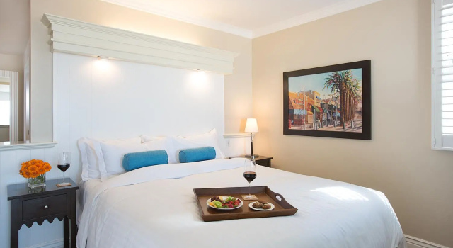 Люкс с частичным видом на океан Beach House Hotel at Hermosa Beach