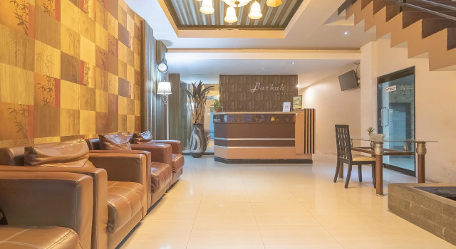 RedDoorz Plus near Sepinggan Airport 3 Balikpapan, Book Guesthouse Balikpapan 