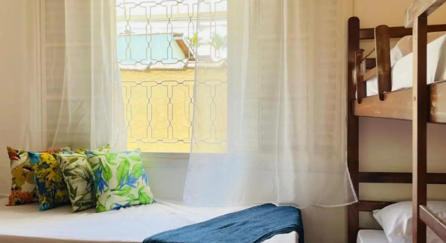 Кровать в общем номере (мужской номер) Hostel Litoral