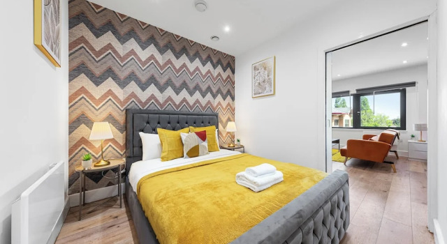 Hayes Haven - Charming 1 Bedroom Apartment, Забронировать Апартаменты/квартира Отели Middlesex с парковкой, Парковка