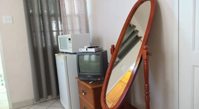 Одноместный номер Comfort с балконом Caribbean Inn & Suites